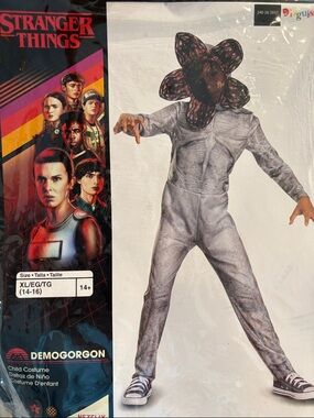 Stranger Things Demogorgon Costume - Gray Monster Jumpsuit with Flower Head